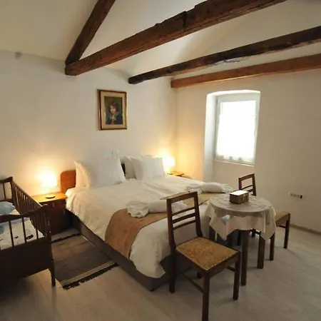 Authentic Istrian Town House - Completely New Sveti Peter